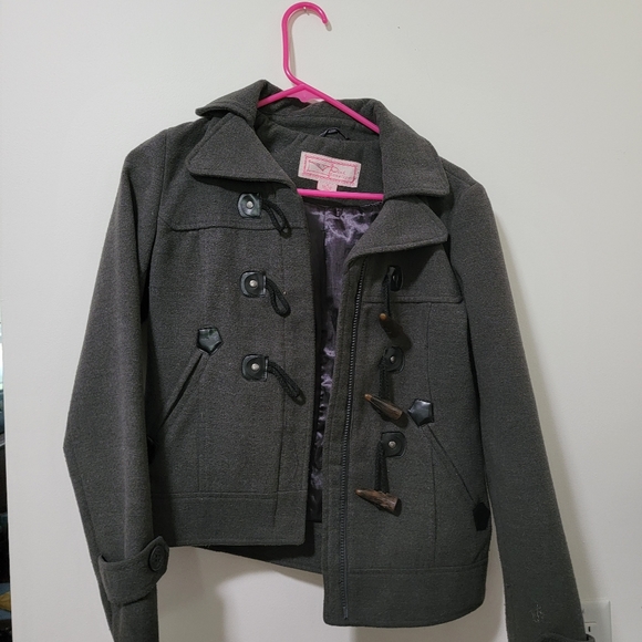 Jacket - Picture 1 of 2